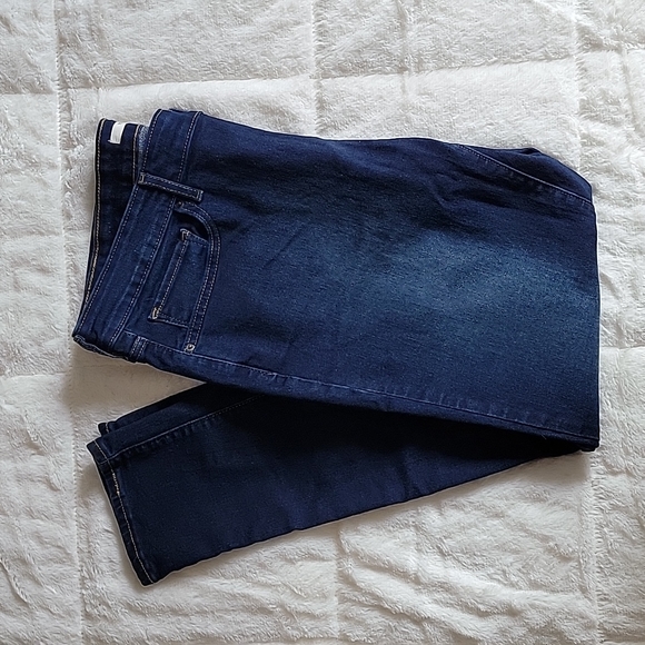 Plus size Levi Skinny Jeans - Picture 3 of 4